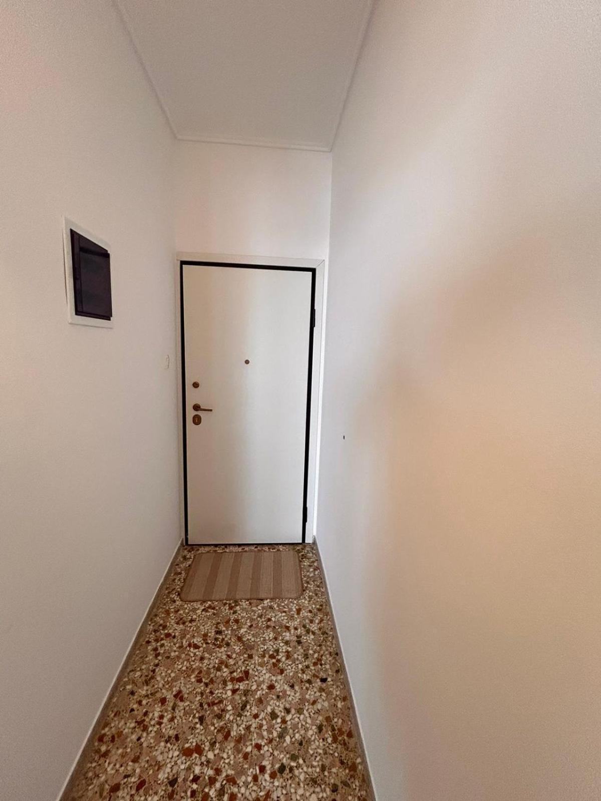 Efi's Cozy And Bright One-bedroom Appartement