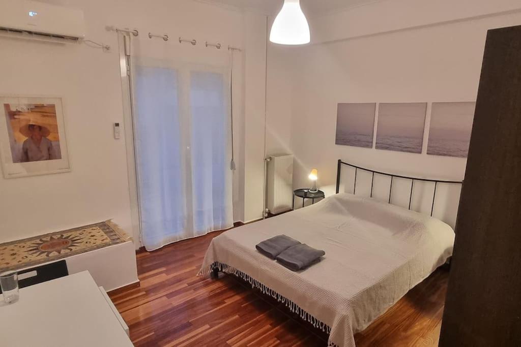 Efi's Cozy And Bright One-bedroom Апартаменты *