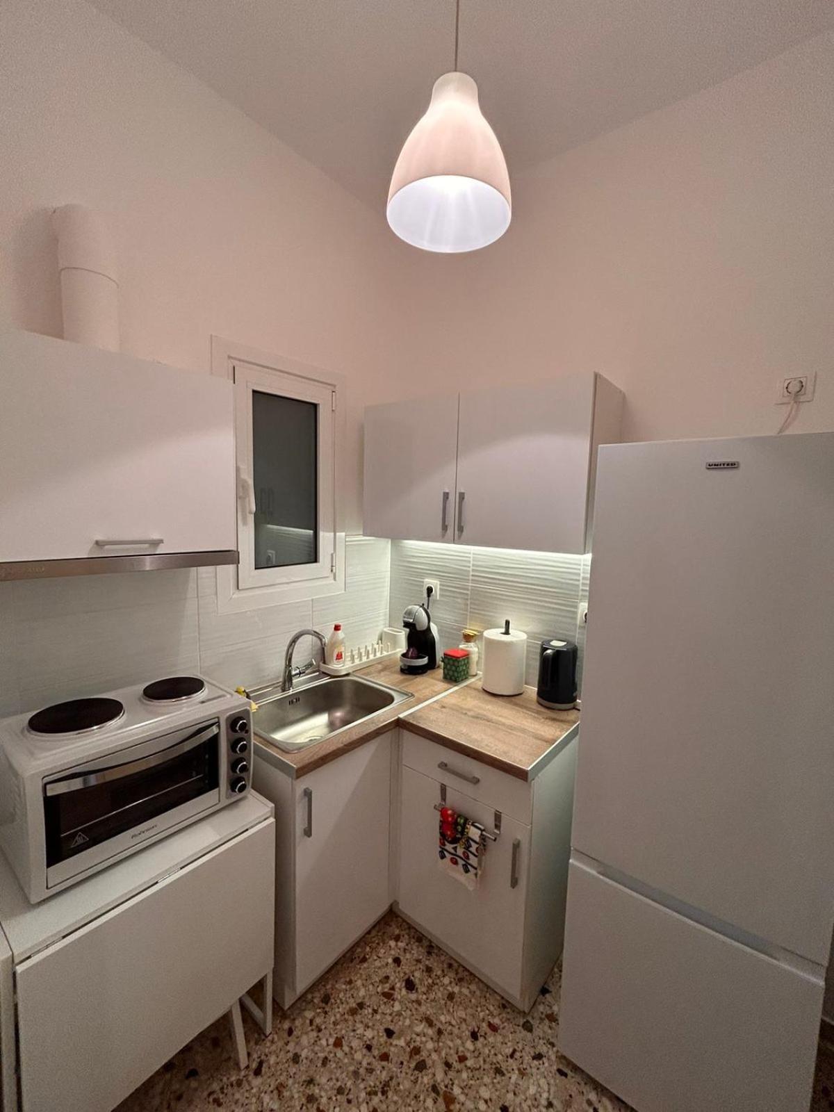 Apartment Efi's Cozy And Bright One-bedroom